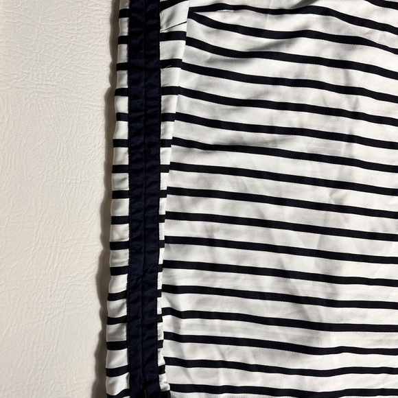 Tommy Hilfiger Navy and White Striped Tee Relaxed Fit Small - Picture 5 of 12